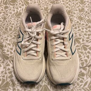 New Balance Women’s 1080